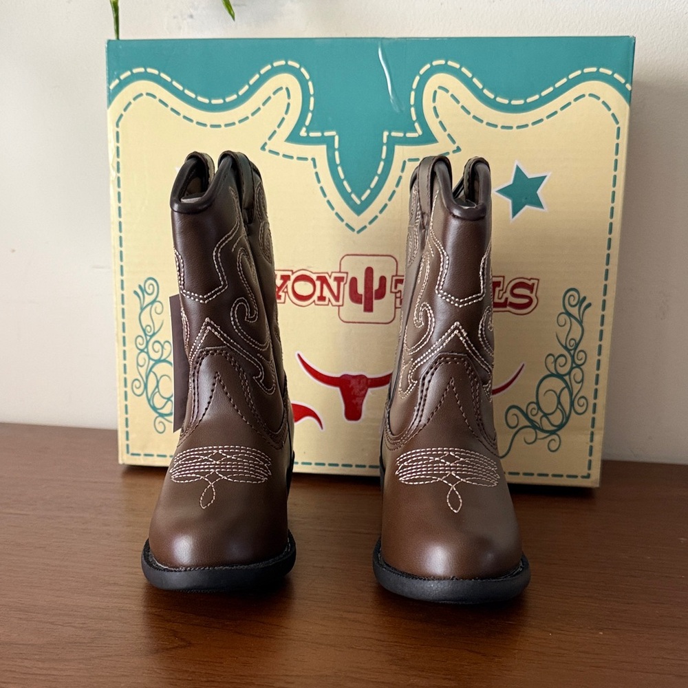Canyon Trails Brown Cowboy Boots for Kids